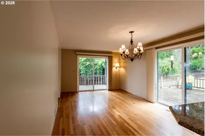 3985 University St, Eugene, OR 97405 - Photo 11