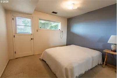3985 University St, Eugene, OR 97405 - Photo 27