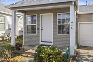 946 SW Junction Pl, Gresham, OR 97080 - Photo 3