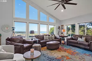 101 Shoreline Dr, Florence, OR 97439 - Photo 9