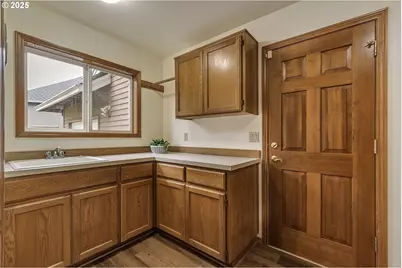 22380 SW 102nd Pl, Tualatin, OR 97062 - Photo 35