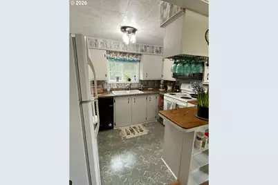251 Humphrey Addition Rd, Glendale, OR 97442 - Photo 7