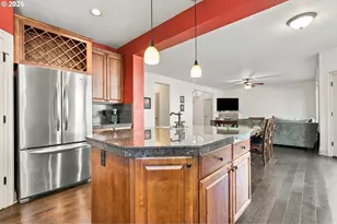 39583 Wall St, Sandy, OR 97055 - Photo 13