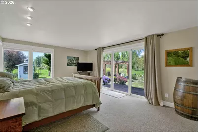 7924 Thurston Rd, Springfield, OR 97478 - Photo 23