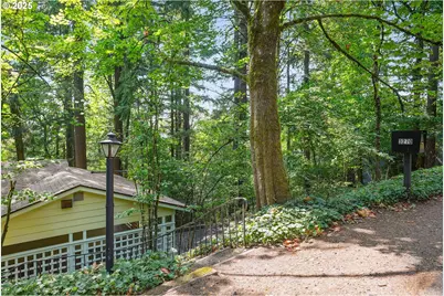 3270 SW Fairmount Blvd, Portland, OR 97239 - Photo 41