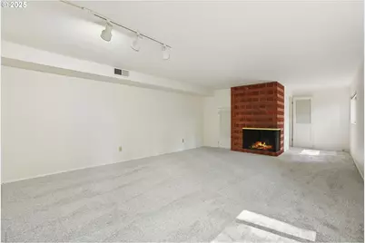 3270 SW Fairmount Blvd, Portland, OR 97239 - Photo 31