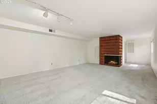 3270 SW Fairmount Blvd, Portland, OR 97239 - Photo 31