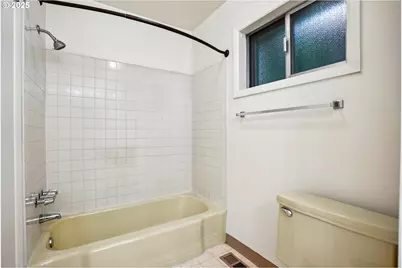 3270 SW Fairmount Blvd, Portland, OR 97239 - Photo 25