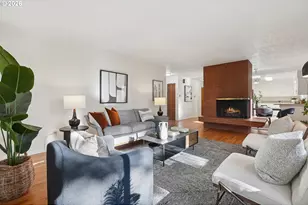 3270 SW Fairmount Blvd, Portland, OR 97239 - Photo 9