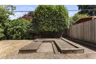 12845 SW Faircrest St, Portland, OR 97225 - Photo 27