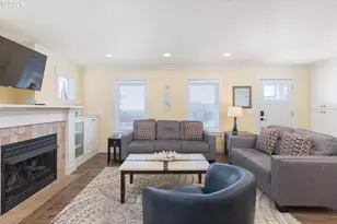 1930 NW Harbor Ave, Lincoln City, OR 97367 - Photo 11
