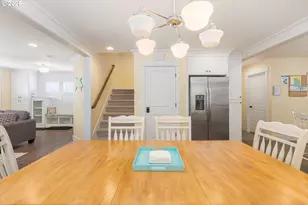 1930 NW Harbor Ave, Lincoln City, OR 97367 - Photo 17