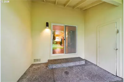 547 N Hayden Bay Dr, Portland, OR 97217 - Photo 27