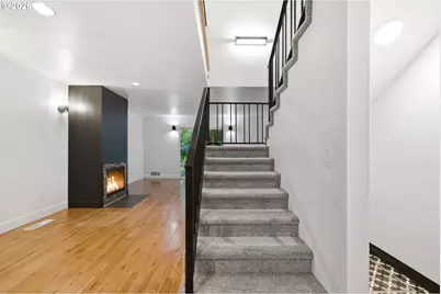 547 N Hayden Bay Dr, Portland, OR 97217 - Photo 7
