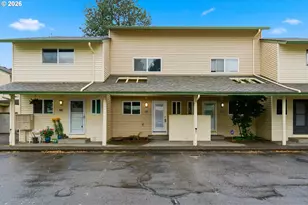 547 N Hayden Bay Dr, Portland, OR 97217 - Photo 3
