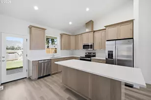 1251 Brown, Woodburn, OR 97071 - Photo 9