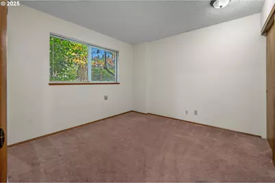 2802 Treetop Ln, West Linn, OR 97068 - Photo 23