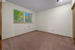 2802 Tree Top Ln, West Linn, OR 97068 - Photo 23