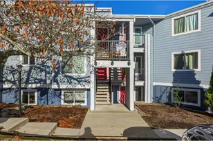 47 Eagle Crest Dr, Lake Oswego, OR 97035 - Photo 1