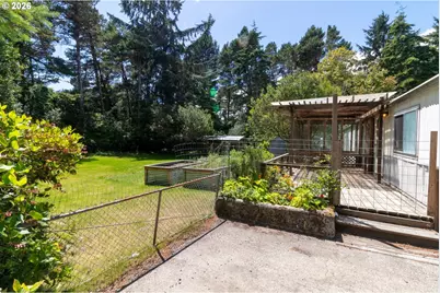 4842 Seapine Dr, Florence, OR 97439 - Photo 21