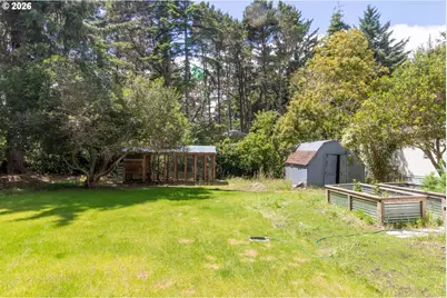 4842 Seapine Dr, Florence, OR 97439 - Photo 31