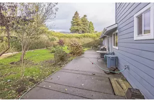 314 S Hazel St, Brookings, OR 97415 - Photo 15