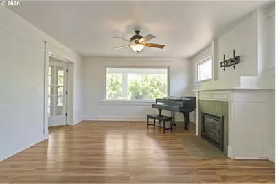 844 Corby St, Woodburn, OR 97071 - Photo 7