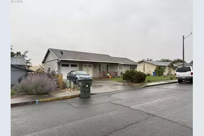 1814 SW 45th St, Pendleton, OR 97801 - Photo 1