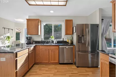 7502 SW Applegate Dr, Beaverton, OR 97007 - Photo 7