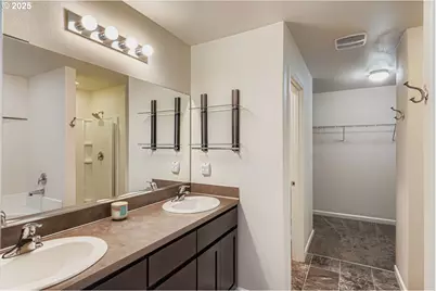 862 Bear Creek Dr, Molalla, OR 97038 - Photo 17