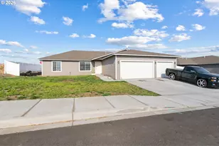 2734 Curlew St, Umatilla, OR 97882 - Photo 3