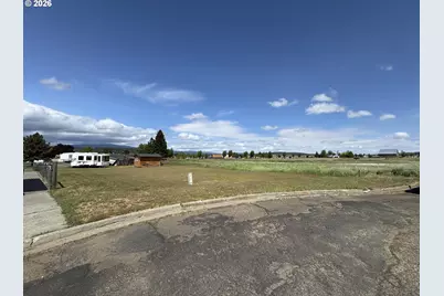 Bennett, Goldendale, WA 98620 - Photo 39