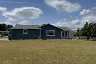 1238 Bennett Dr, Goldendale, WA 98620 - Photo 3