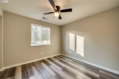 320 NW 25th Pl, Battle Ground, WA 98604 - Photo 13