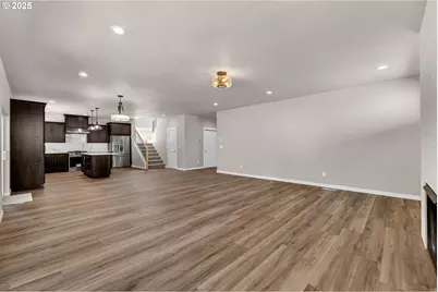 6107 NE 45th Ct, Vancouver, WA 98661 - Photo 9