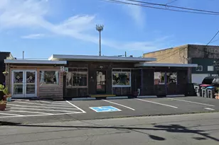 719 1st Ave, Seaside, OR 97138 - Photo 1