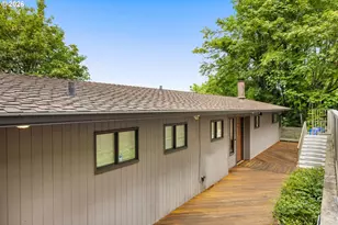 1225 SW Rivington Dr, Portland, OR 97201 - Photo 7