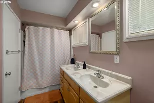 1225 SW Rivington Dr, Portland, OR 97201 - Photo 17