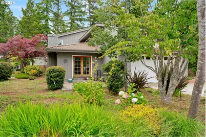 2270 Upas Pl, Florence, OR 97439 - Photo 3