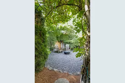 482 Covey Ln, Eugene, OR 97401 - Photo 31