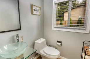 2810 SE Camwal Dr, Hillsboro, OR 97123 - Photo 15