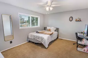 2810 SE Camwal Dr, Hillsboro, OR 97123 - Photo 31