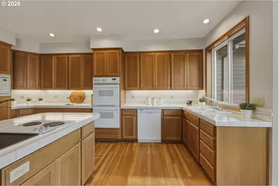 22215 SW 102nd Pl, Tualatin, OR 97062 - Photo 7