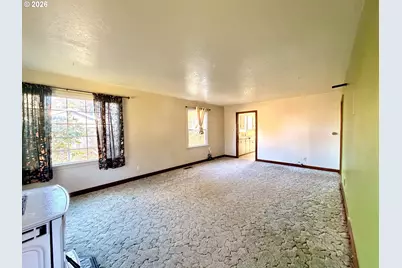 1321 California Ave, Coos Bay, OR 97420 - Photo 13