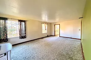 1321 California Ave, Coos Bay, OR 97420 - Photo 13