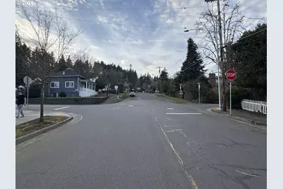 1895 Buck St, West Linn, OR 97068 - Photo 11