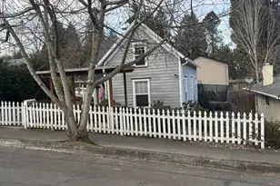 1895 Buck St, West Linn, OR 97068 - Photo 3