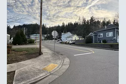 1895 Buck St, West Linn, OR 97068 - Photo 23