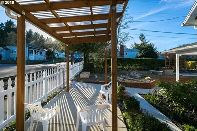 1895 Buck St, West Linn, OR 97068 - Photo 5