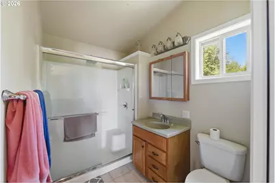1991 Hazel St, Myrtle Point, OR 97458 - Photo 33